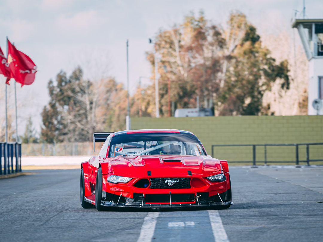 Las primeras imágenes del flamante Ford Mustang de Catalán Magni: Este Mustang es real (1).heic