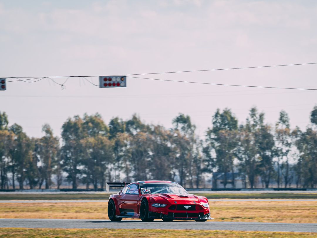 Las primeras imágenes del flamante Ford Mustang de Catalán Magni: Este Mustang es real (3).heic