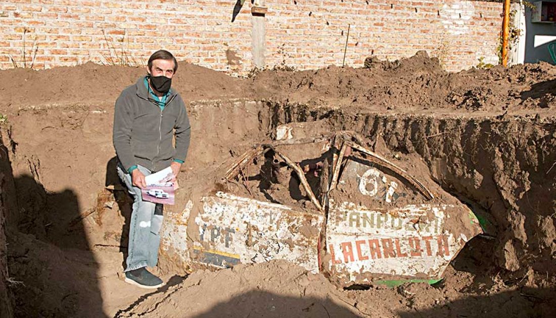 Encontraron un auto enterrado en La Pampa