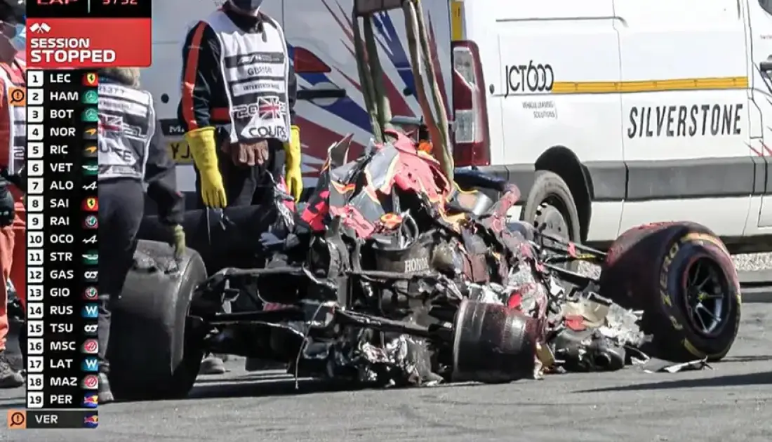 El tremendo accidente entre Verstappen y Hamilton