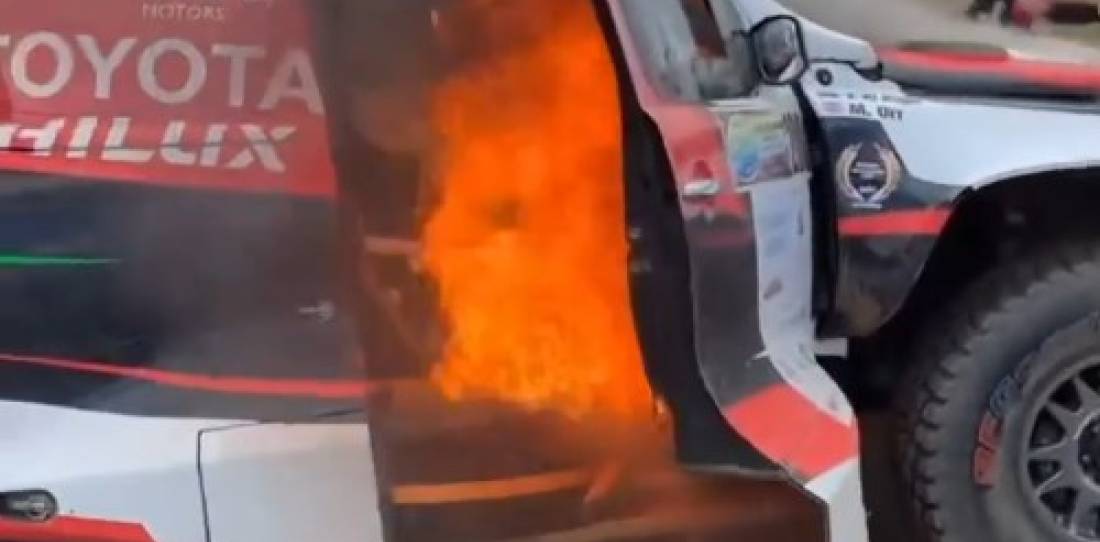VIDEO: impactante incendio de la Toyota Hilux de Al- Rajhi