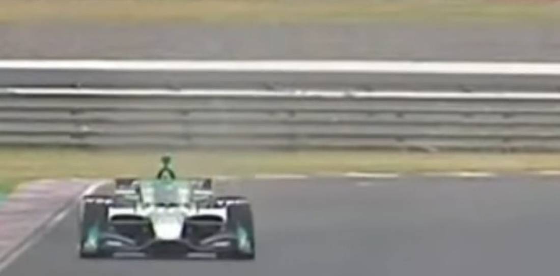 VIDEO: Canapino dio las primeras vueltas con el IndyCar en Termas