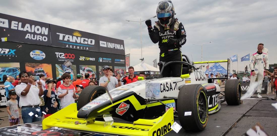¡Tiago Pernía se consagró campeón de la Fórmula Nacional!