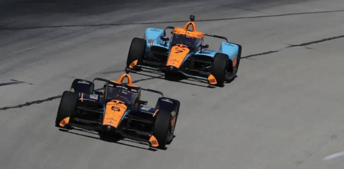 McLaren presentó el monoplaza que Rossi utilizará en la IndyCar