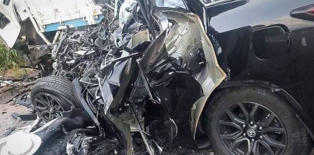 Accidente fatal en Salta: una camioneta chocó contra un camión y murieron 3 personas