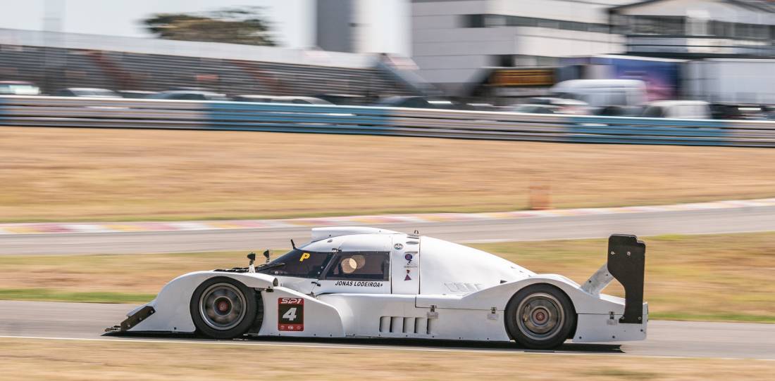 Auto Esporte - Argentinos testam protótipo de carro que dirige sozinho em Buenos  Aires