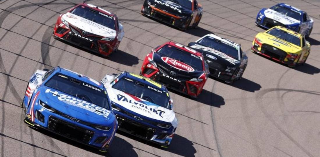 NASCAR: Duras sanciones a equipos y pilotos