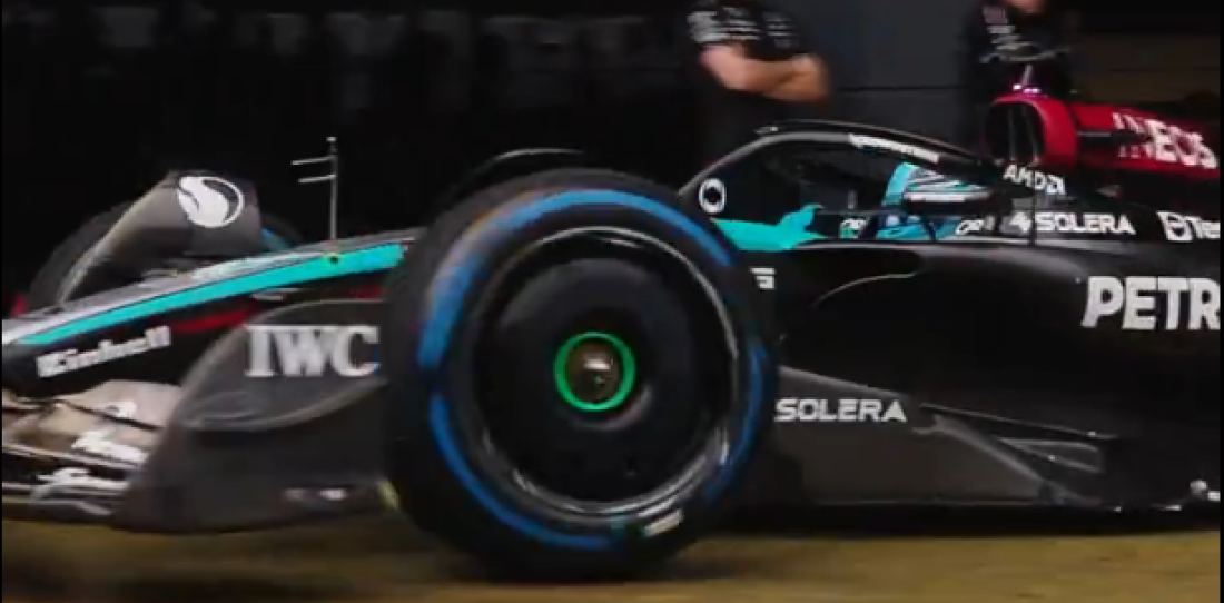 Los cambios en el volante que preparó Mercedes para Russell