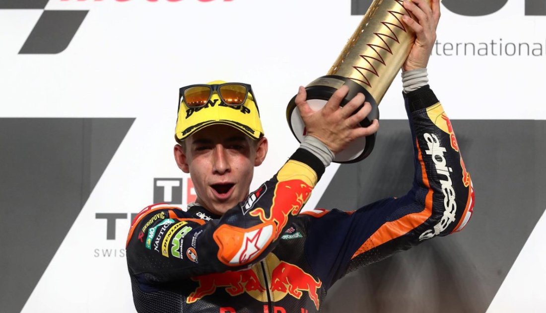 Pedro Acosta, el piloto que ganó en Moto3 tras largar de boxes