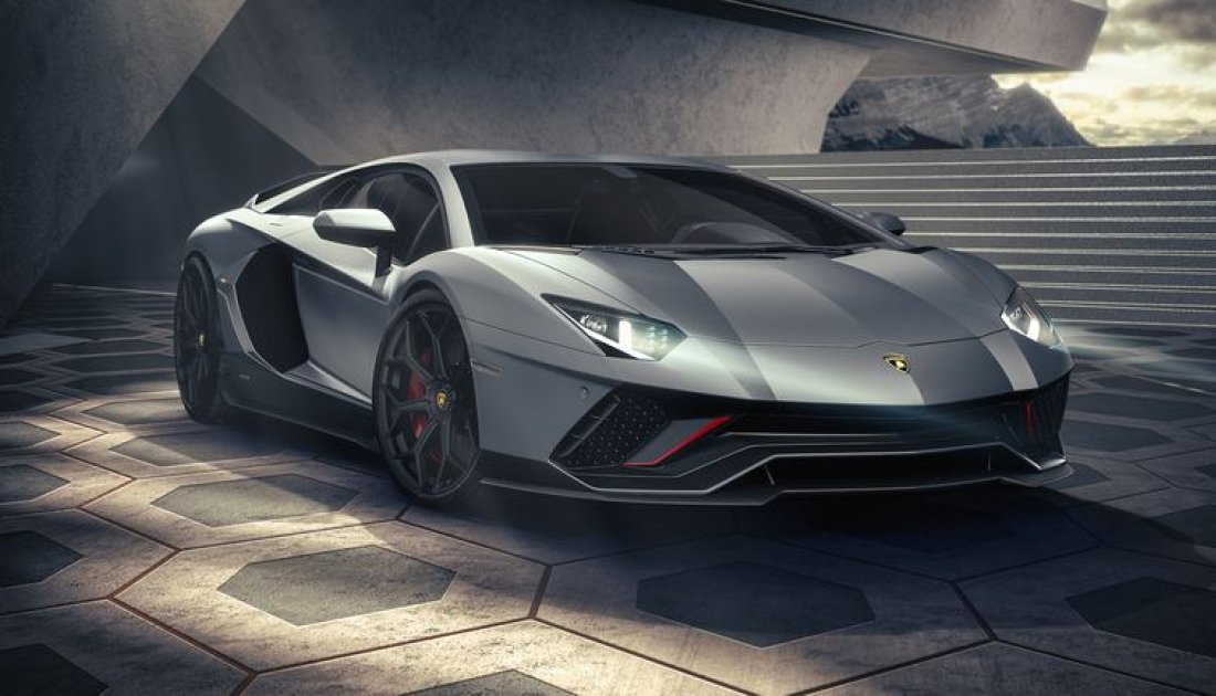 Lamborghini pone todas sus fichas a un nuevo motor V12