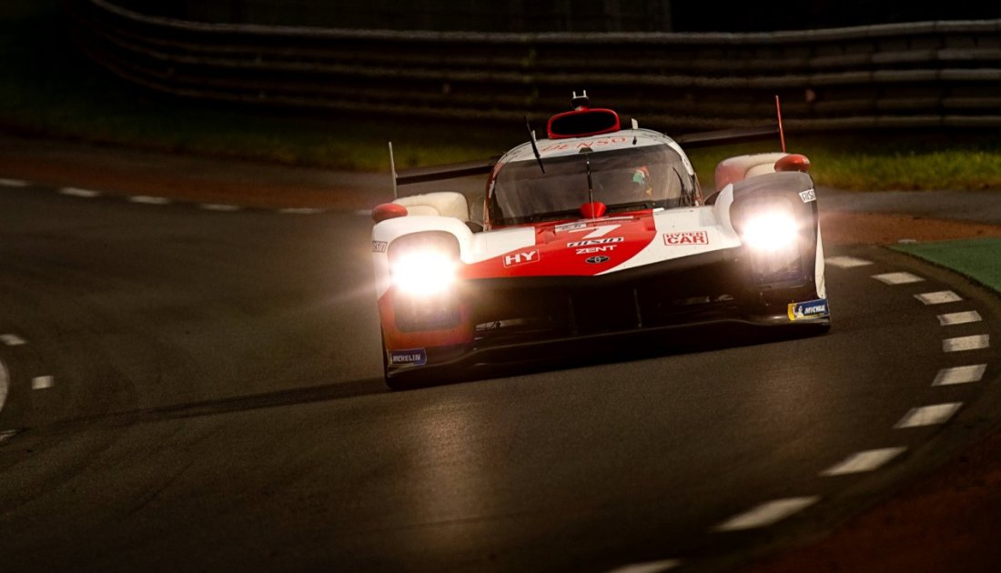 Llegó la noche y López ya está al mando del Toyota N°7 en Le Mans