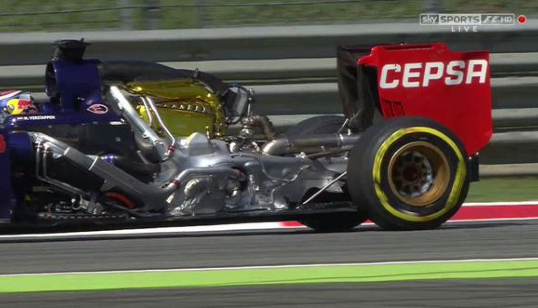 Verstappen Al Desnudo Carburando