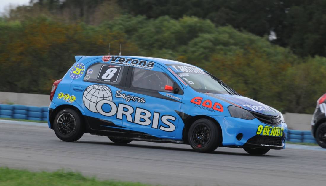Damiani sigue veloz, ahora se quedó con la pole position