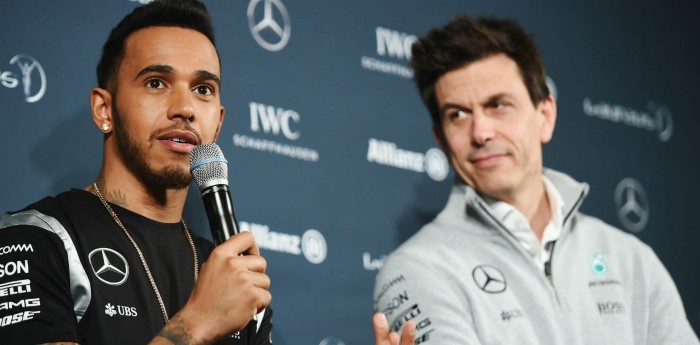 Wolff y Hamilton no irán a la entrega de premios