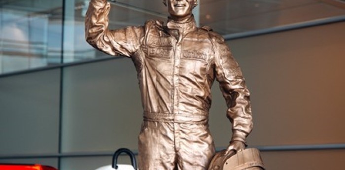 McLaren le rinde homenaje a Lauda