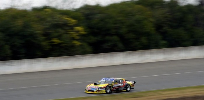 Álvarez y Martínez ganaron las series del TC Pista