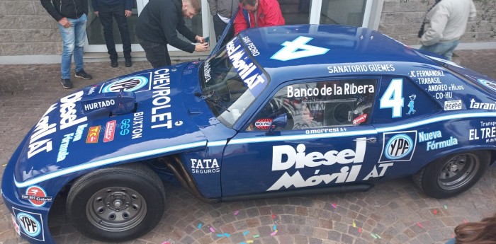 Presentaron una réplica del Chevrolet de Morresi