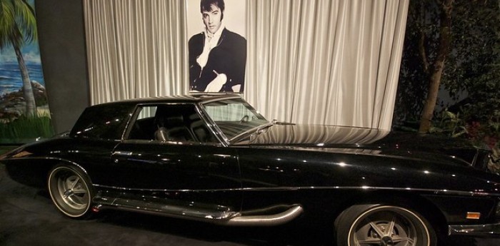 El Stutz Blackhawk de Elvis Presley en venta