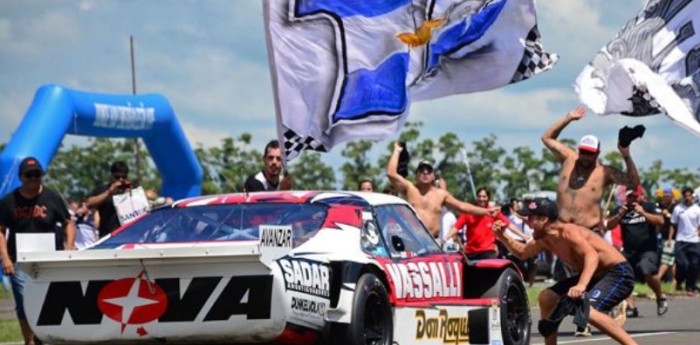 VIDEO: Matías Rossi, el último piloto que se le plantó a una hinchada en el TC