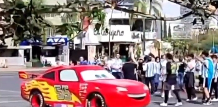 VIDEO: ¡El Rayo McQueen presente en los festejos de Argentina campeón!