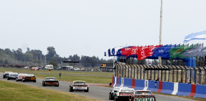 ¿Quién es el piloto de TC que está probando en Olavarría?