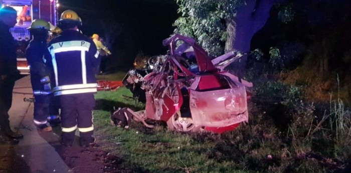 Tragedia en la ruta 191: un hombre falleció tras impactar contra un árbol