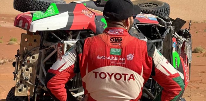 Dakar 2024: ¡Perdió todo! Yazeed Al Rajhi volcó y quedó fuera de carrera