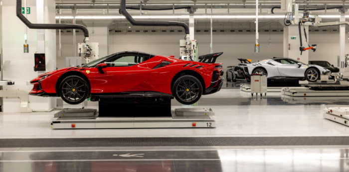 Ferrari inauguró su nueva planta del futuro pensada para fabricar el primer eléctrico de su historia