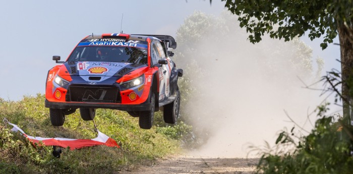 WRC: Andreas Mikkelsen dominó el viernes y es líder en Polonia