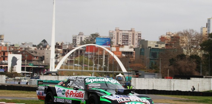 TC en Buenos Aires: Facundo Chapur logró su primera pole en una definición apasionante