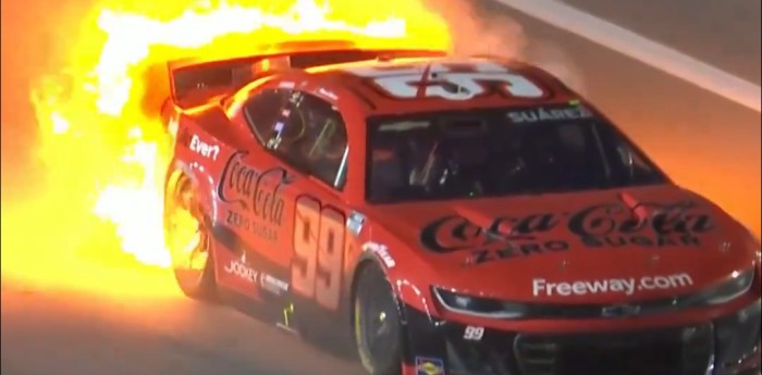 NASCAR: feroz incendio en el Camaro de Daniel Suárez en Daytona