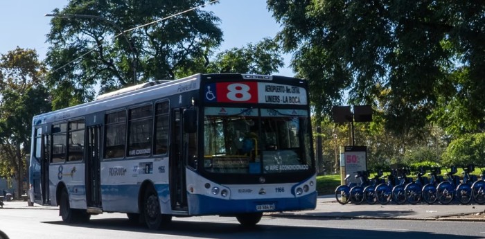 Los colectivos reducirán el servicio en el AMBA: a partir de cuándo y a quiénes afectará