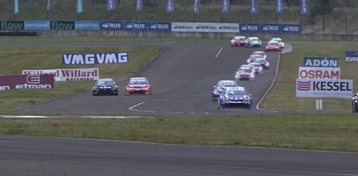 TC2000: la lucha entre Ciarrocchi y Ponce De León en la Carrera 1 de Concordia