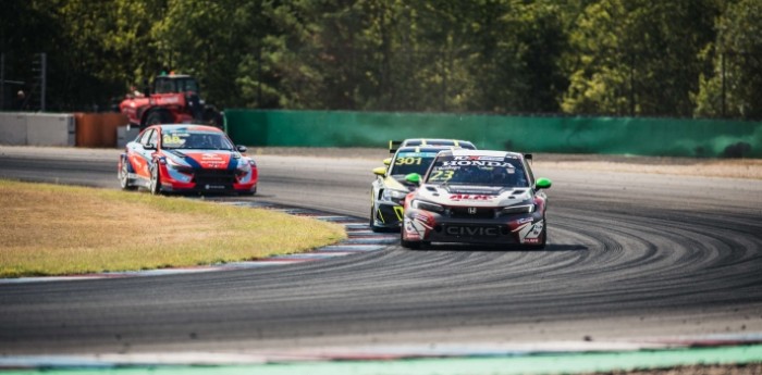 TCR Europe: ¡Doblete argentino! Montenegro y Franco Girolami subieron al podio en la 2da final en Brno