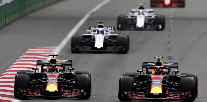 F1: el recuerdo del insólito accidente entre Verstappen y Ricciardo en el GP de Azerbaiyán