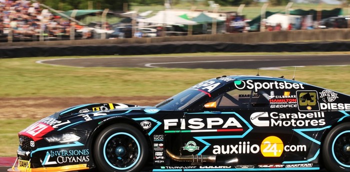 TC: los festejos del equipo LCA Racing por la pole de Santero en Paraná