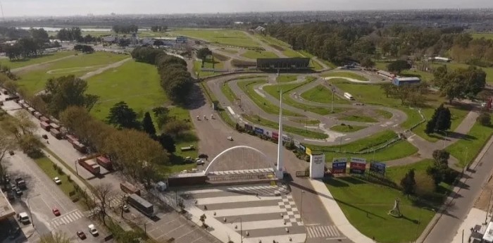 Scioli reveló detalles de la reunión que tendrá en San Pablo para traer la F1 a la Argentina