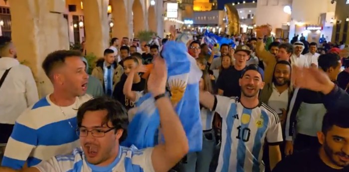 F1: el banderazo argentino en apoyo a Colapinto se hizo sentir en Qatar