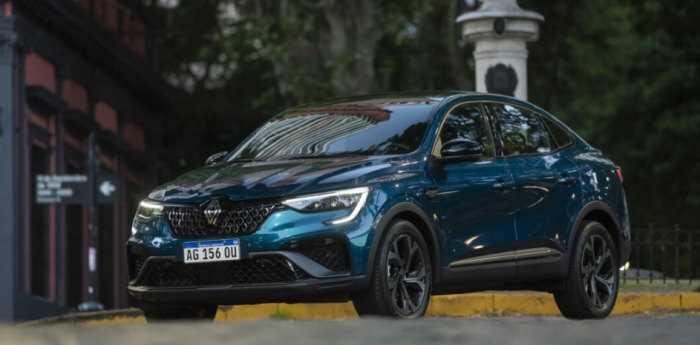 Renault abre el 2025 con el lanzamiento del verano: Arkana E-Tech Hybrid