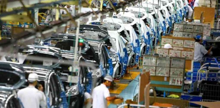 Industria automotriz: en enero, la producción creció y la exportación bajo