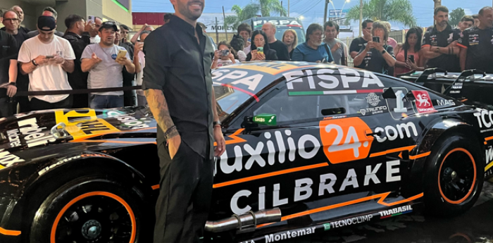 TC: Santero presentó en sociedad el Mustang campeón para 2025