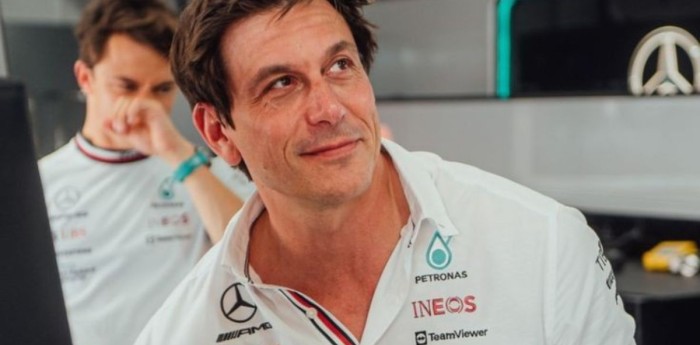 F1: Toto Wolff, sobre los abucheos a Horner: “No lo hice porque había 15.000 personas haciéndolo”