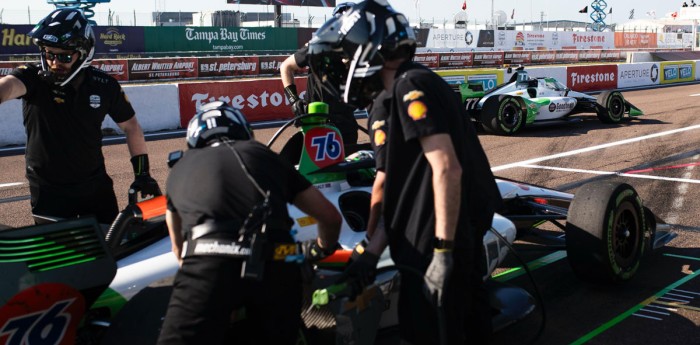 IndyCar: ¿Cómo terminaron los autos del Juncos Hollinger Racing en la carrera de St. Petersburg?