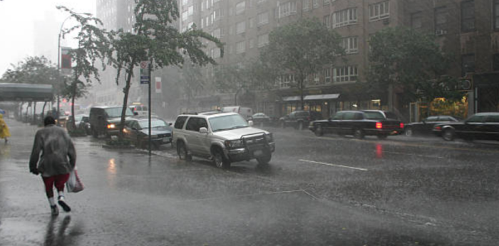 Hay alerta naranja en el AMBA y una alerta amarilla por tormentas en 8 provincias para este lunes