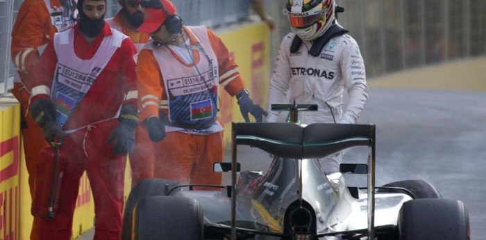 Hamilton sin confianza