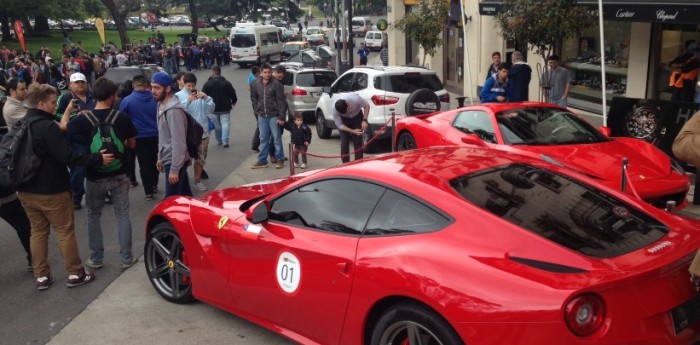 BUENOS AIRES, INVADIDA POR FERRARI