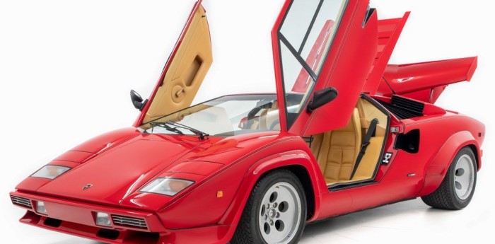 Venden un Lamborghini LP500 de Mario Andretti