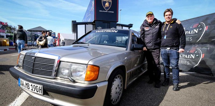 El Mercedes 190 de John Watson está en Barcelona y es de un argentino