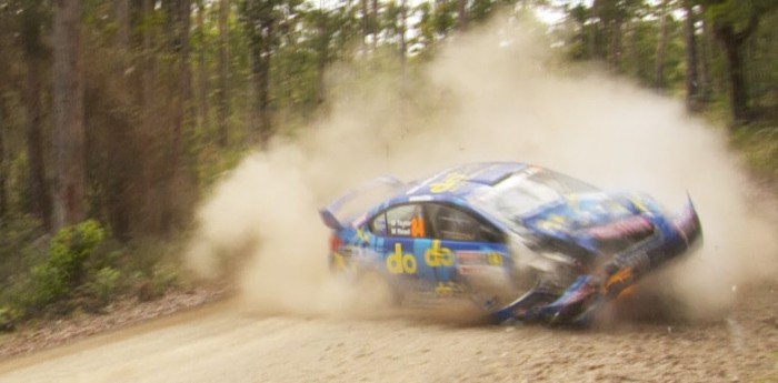 Terrible piña de Molly Taylor en el Rally de Australia