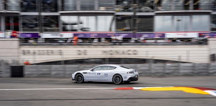 El Aston Martín Rapide E giró en las calles de Mónaco